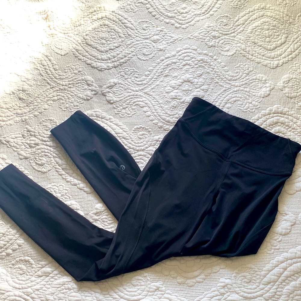 Lululemon leggings size 4